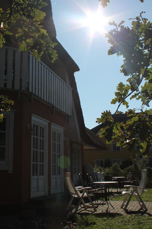 Haus Strandgut Ahrenshoop Exterior foto